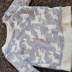 Girls sweater